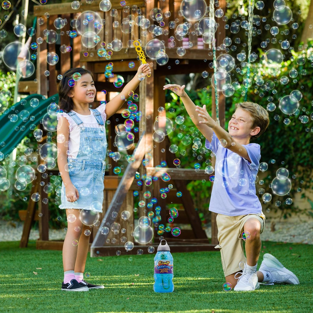 Gazillion Premium Quality 2 Litre Giant Bubble Mixture/Solution for Bubble Machines, Bubble Wands, Outdoors and Parties. Safe and Non Toxic. | Toys & Gifts for Ages 3+