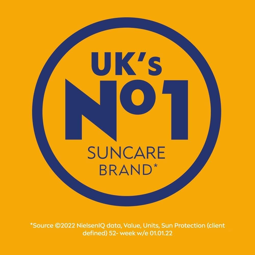 Sun Protect & Moisture Sun Spray SPF 30 (200 Ml), Moisturising Suncream Spray with SPF 30, Advanced Sunscreen Providing Immediate, Effective UVA + UVB Protection